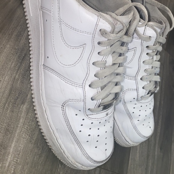 Air Force 1 - Picture 2 of 6